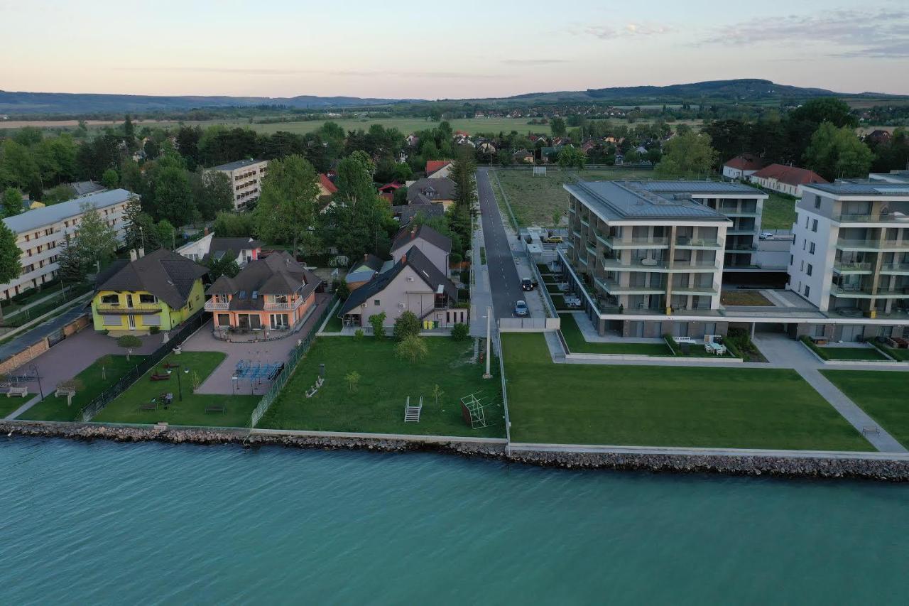 Hullam Apartman Балатонлелле Экстерьер фото