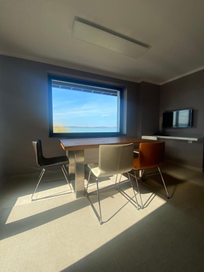 Hullam Apartman Балатонлелле Экстерьер фото